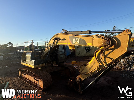 2014-caterpillar-320dl-excavator